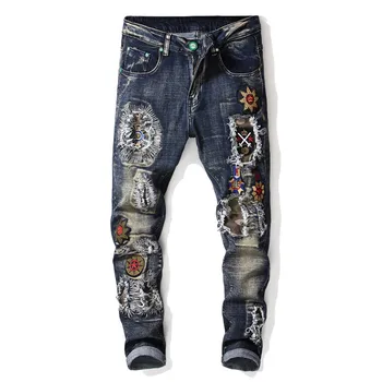2023 Новые модные мужские джинсы с узкими эластичными дырочками, лоскутные джинсовые брюки с вышивкой в стиле хип-хоп