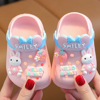 Новые летние сандалии Пляжные детские сандалии с героями мультфильмов Для мальчиков и девочек, нескользящая домашняя обувь на мягкой подошве, детские тапочки, Детские сандалии